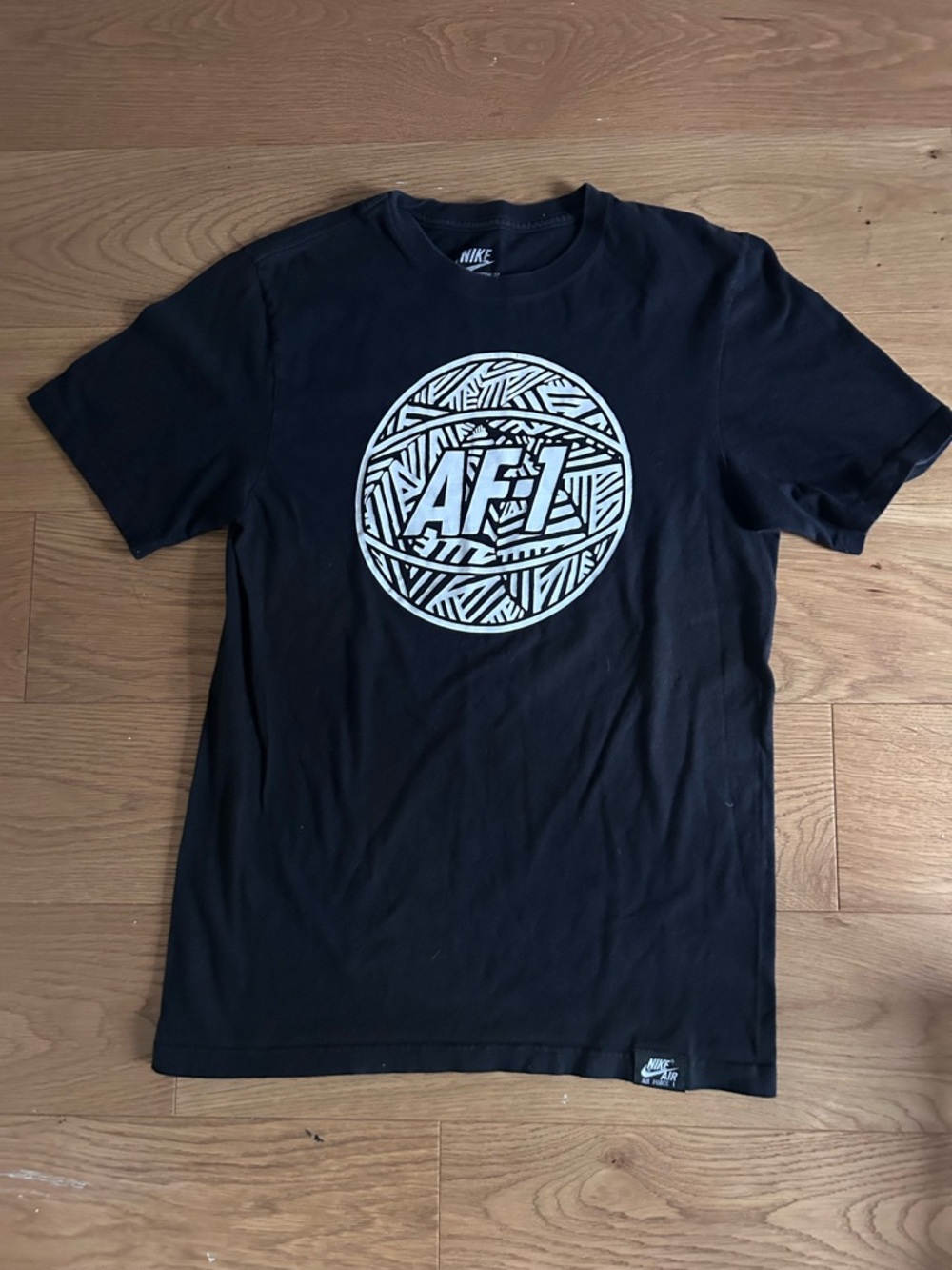 Nike Black Short Sleeve T-Shirt with White AF1 Graphic - Picture 1 of 2
